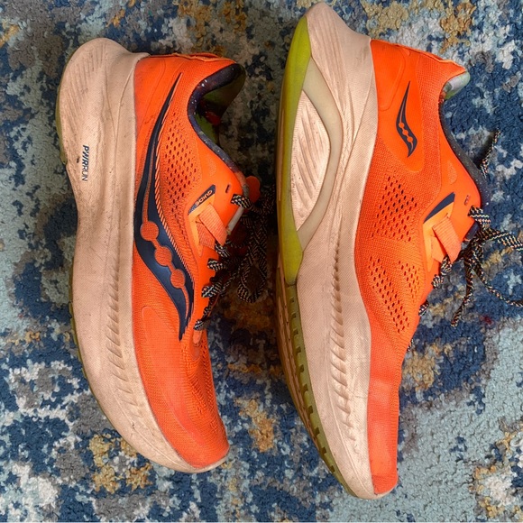 Saucony Guide Running Shoes, size 7 (women’s) - Picture 3 of 7